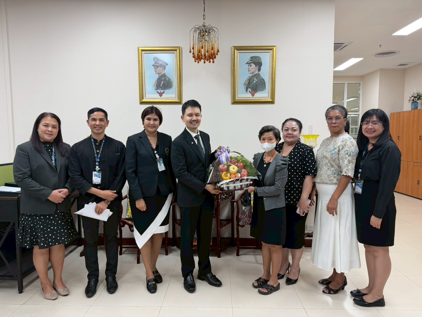 อวยพรปีใหม่ผู้บริหารสวนดุสิต