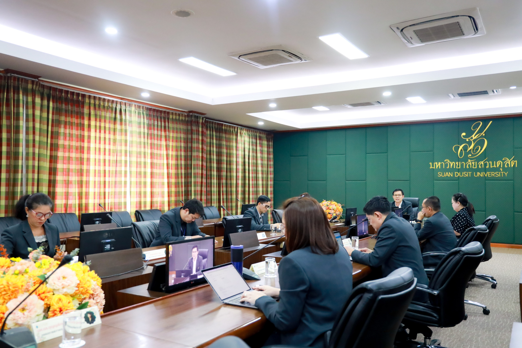 ประชุมสภาคณาจารย์และพนักงาน ครั้งที่ 5/2568 - ภาพ 8