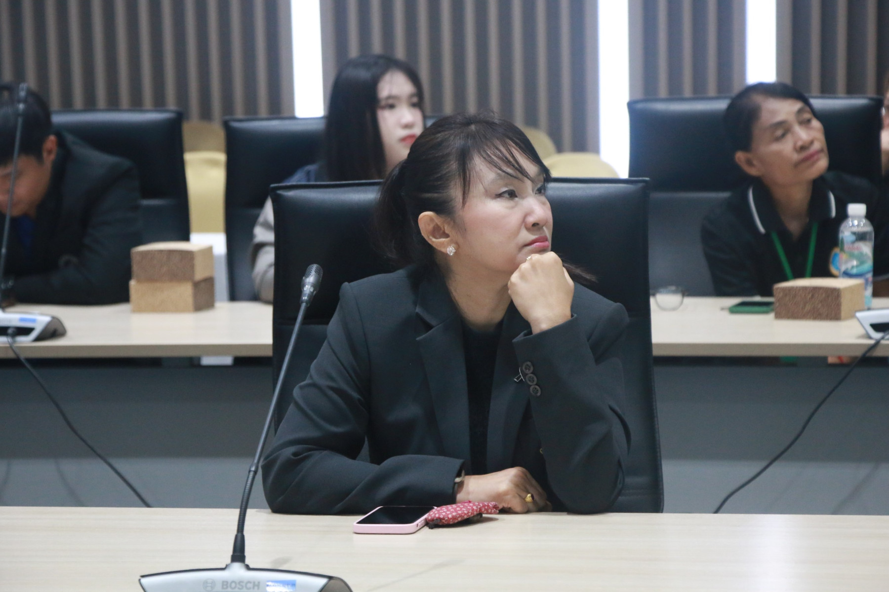 สภาคณาจารย์และพนักงาน ม.สวนดุสิต จัดโครงการให้ความรู้กับบุคลากร หัวข้อ “Happy  Money ภาษีเงินได้บุคคลธรรมดา สไตล์วัยทำงาน เข้าใจง่าย ใช้ได้จริง” - ภาพ 9