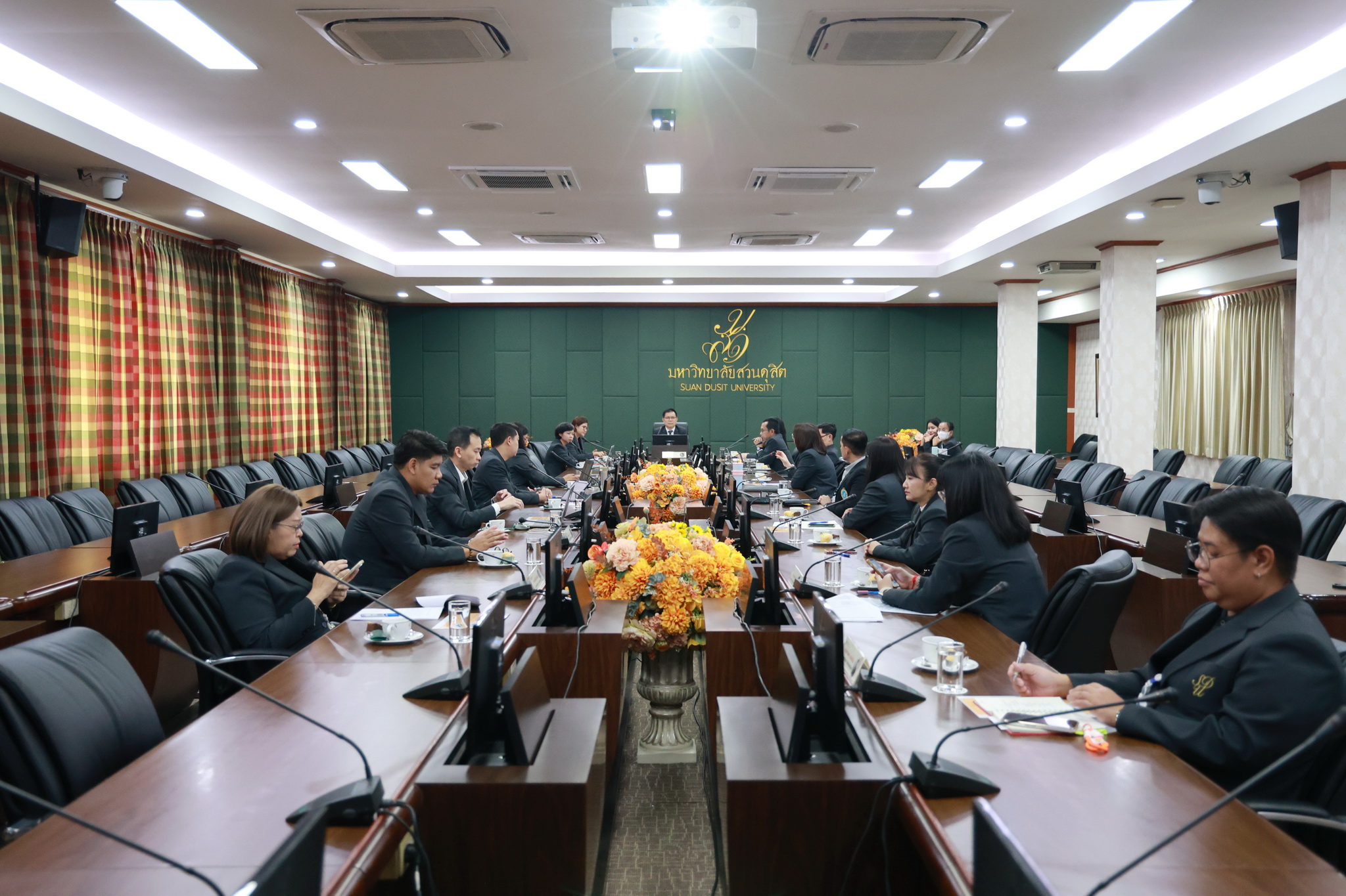 สำนักงานเลขานุการสภามหาวิทยาลัย จัดประชุมสภาคณาจารย์และพนักงาน  ครั้งที่ 4/2568