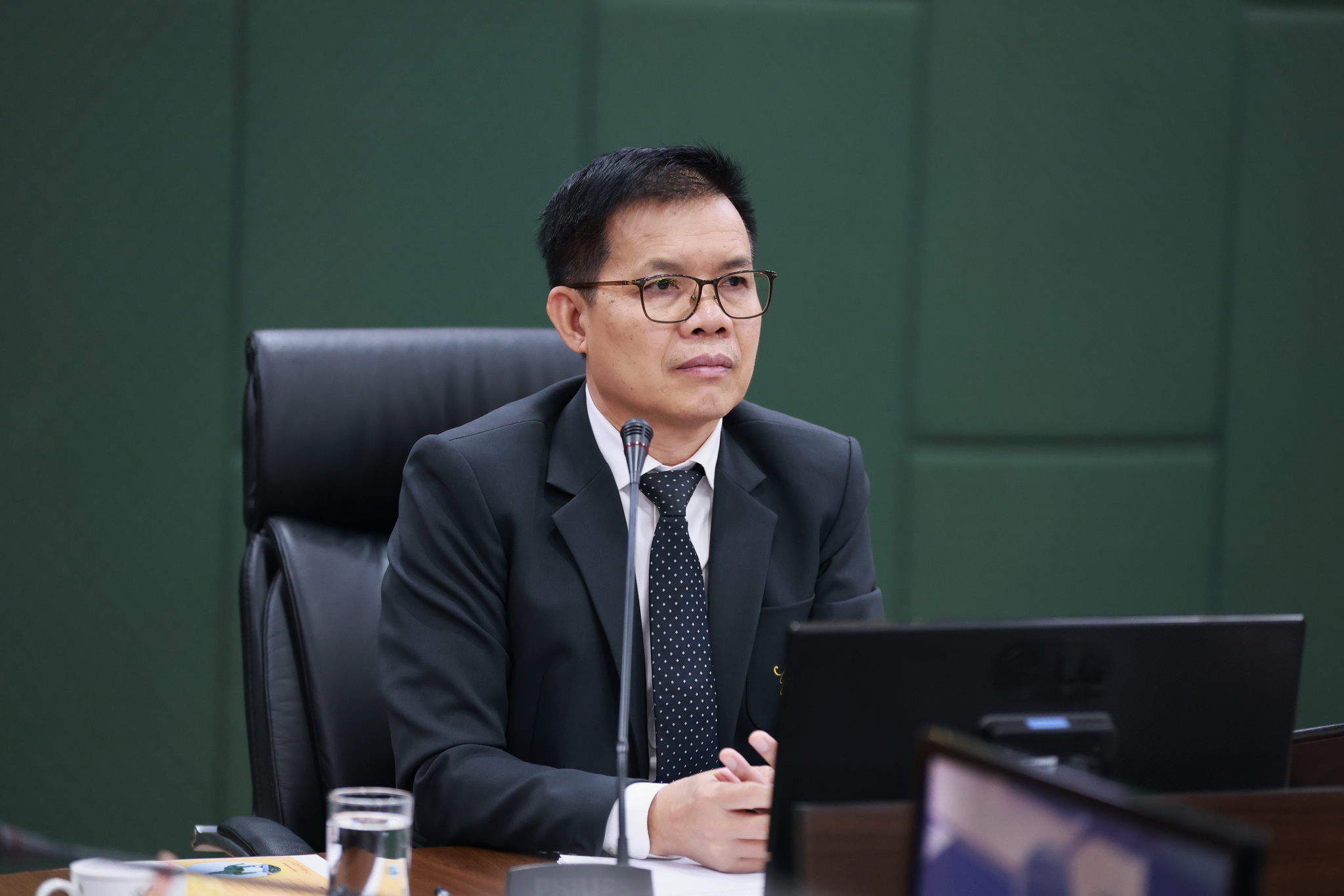 สำนักงานเลขานุการสภามหาวิทยาลัย จัดประชุมสภาคณาจารย์และพนักงาน  ครั้งที่ 4/2568 - ภาพ 8