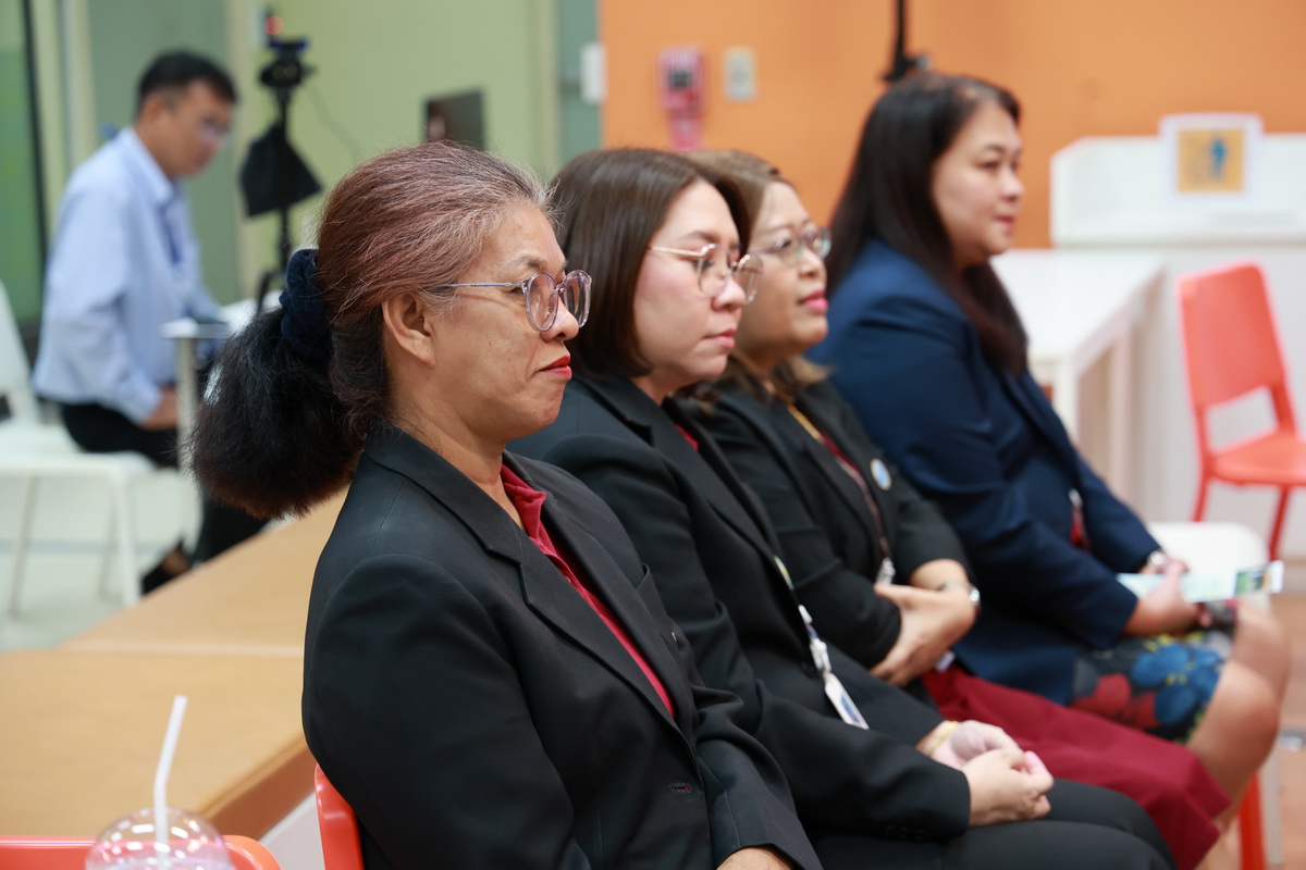 กิจกรรม “คุยสบายๆ… Life สาระ” ครั้งที่ 383 หัวข้อ สภาคณาจารย์และพนักงานชุดใหม่…กับความตั้งใจเพื่อบุคลากร มสด. - ภาพ 7