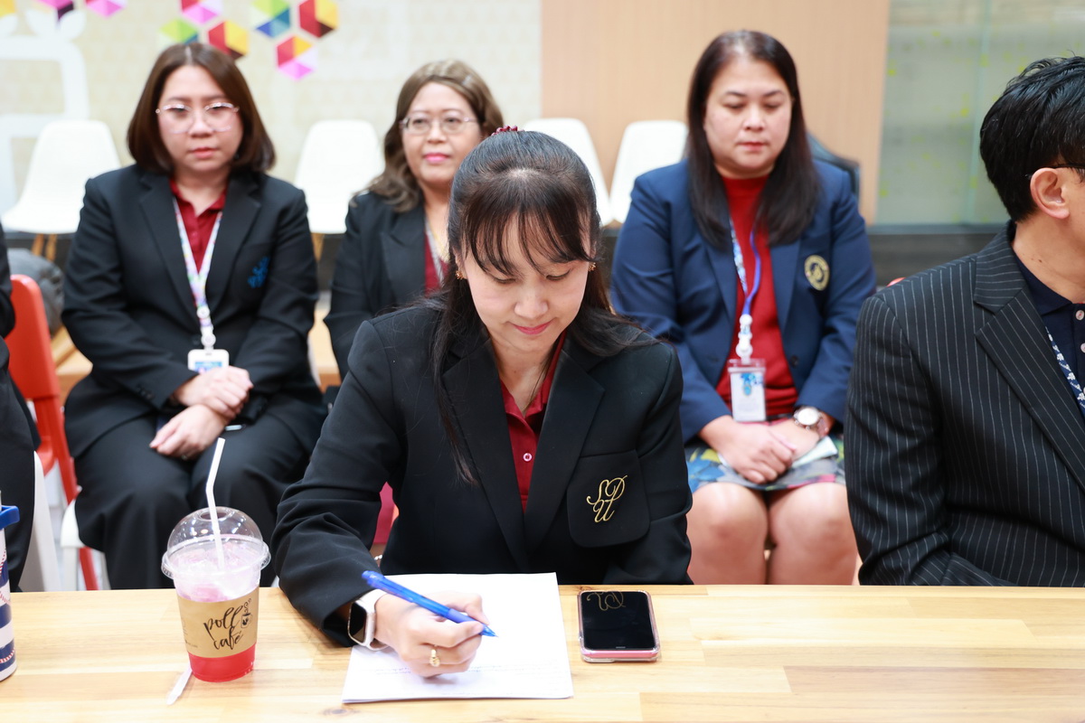 กิจกรรม “คุยสบายๆ… Life สาระ” ครั้งที่ 383 หัวข้อ สภาคณาจารย์และพนักงานชุดใหม่…กับความตั้งใจเพื่อบุคลากร มสด. - ภาพ 19